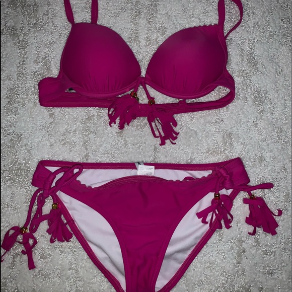 Perfect bathing suit for summer! - Picture 1 of 3